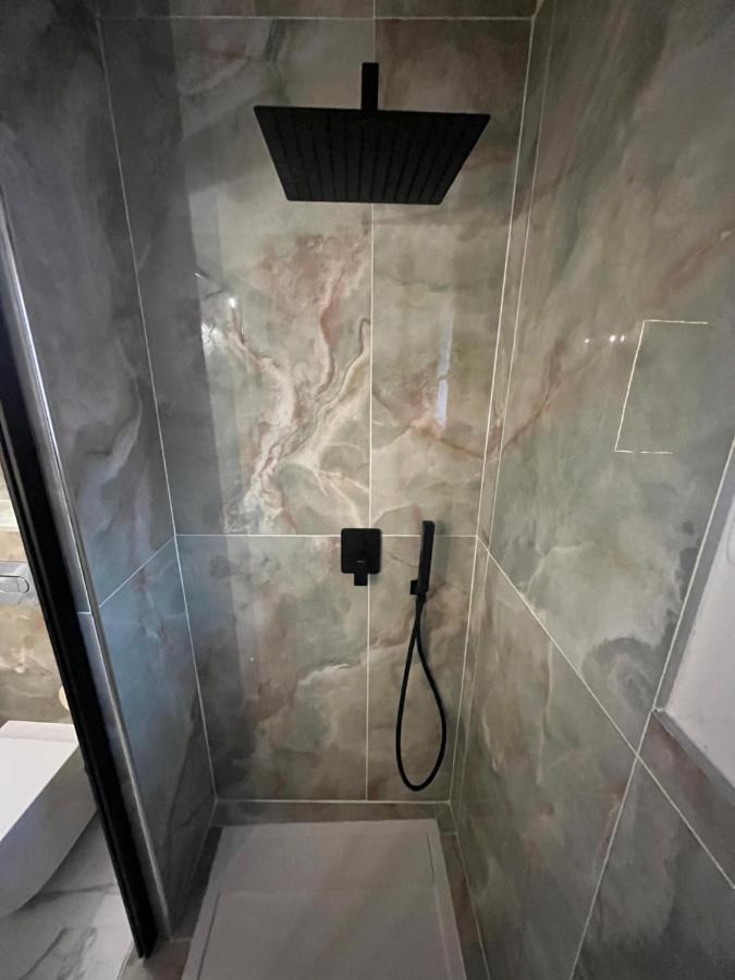 Appart Hotel Le 8 Le Duplex Mâcon المظهر الخارجي الصورة